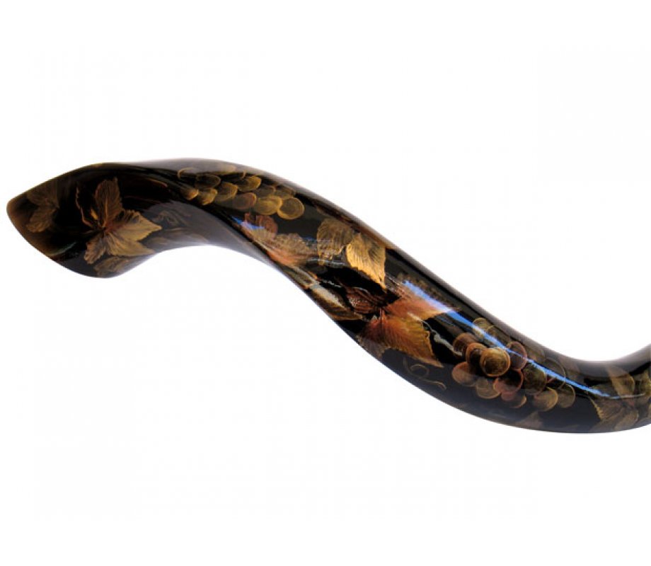 Collectors Hand Painted Kudu Shofar with Gold Grapevine